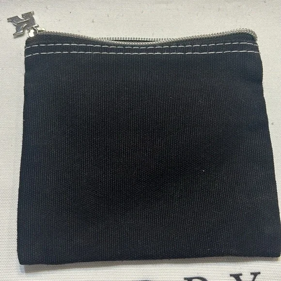 💥 2/$10 
Kiehl’s small canvas zipper pouch travel bag black - Picture 2 of 2